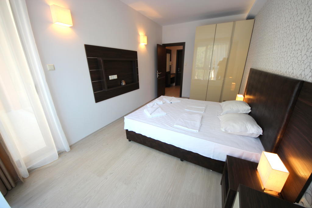Menada Harmony Suites Apartments Sunny Beach Phòng bức ảnh