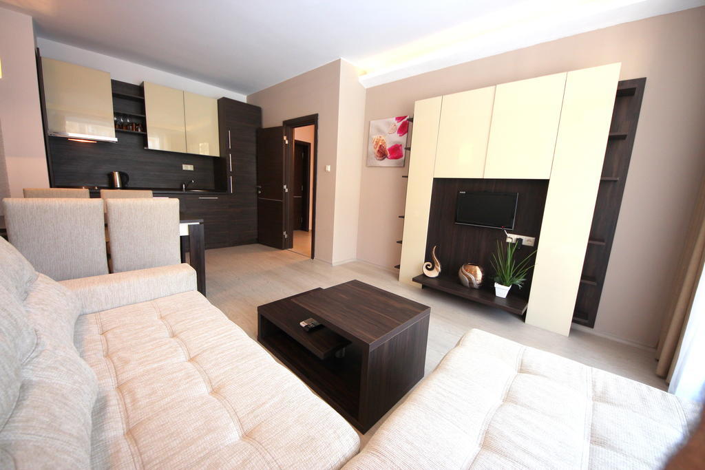 Menada Harmony Suites Apartments Sunny Beach Phòng bức ảnh
