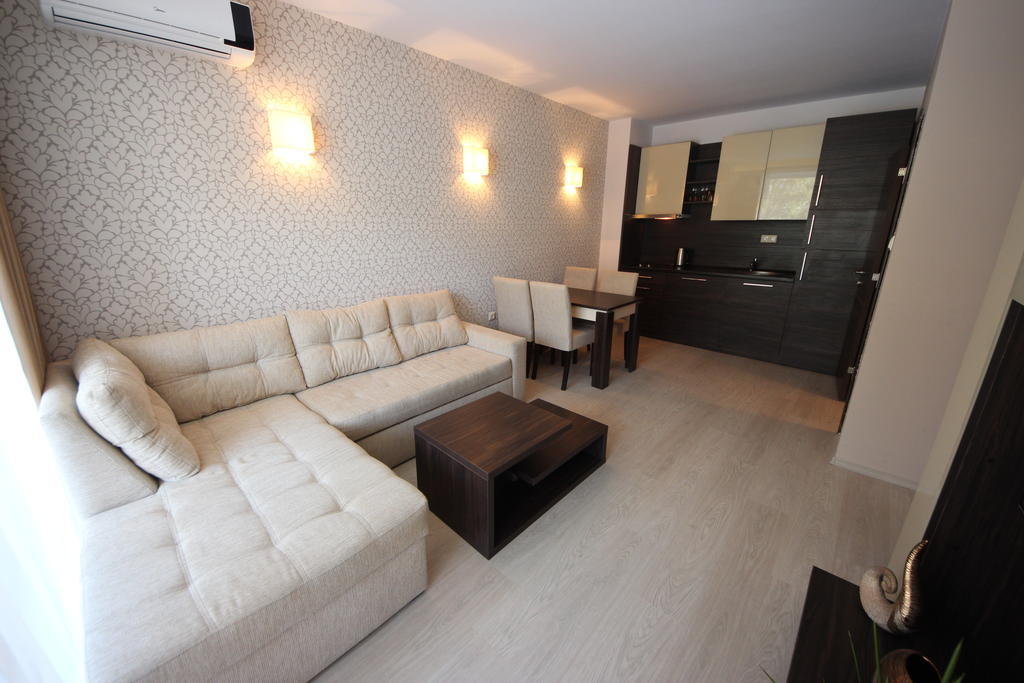 Menada Harmony Suites Apartments Sunny Beach Phòng bức ảnh