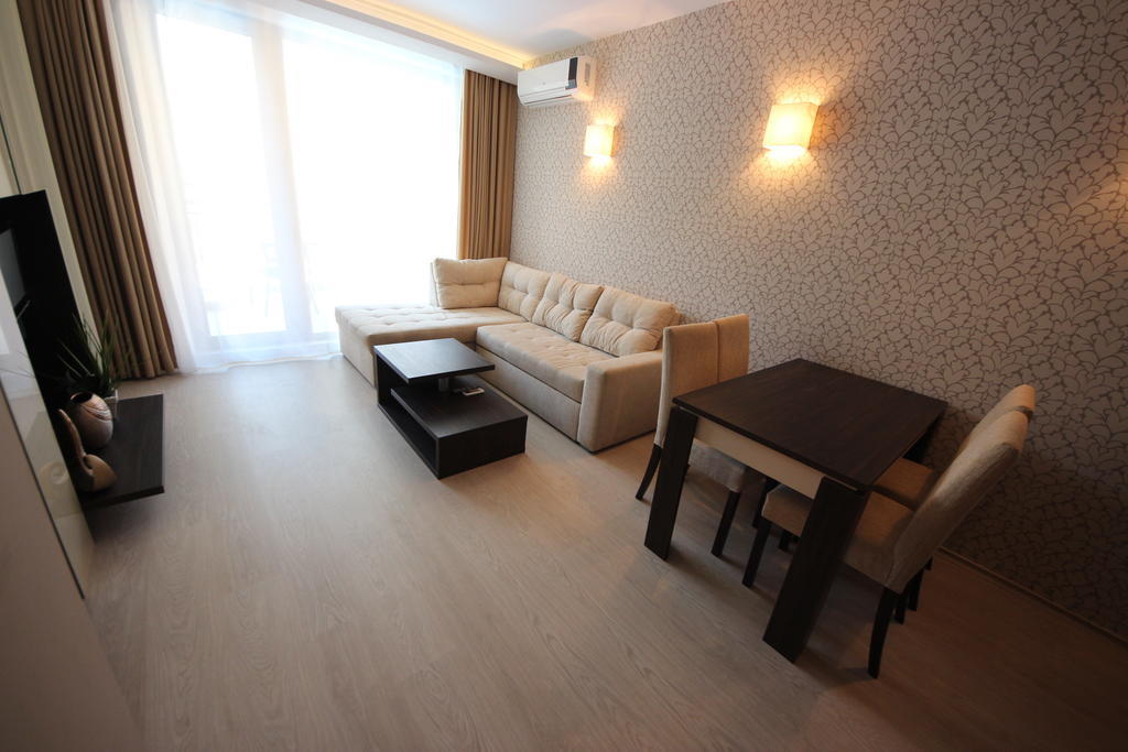 Menada Harmony Suites Apartments Sunny Beach Phòng bức ảnh